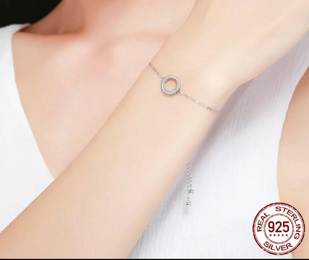 Delicate Chain Bracelet