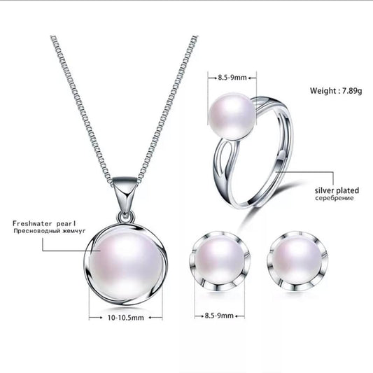Freshwater Pearls Necklace Set