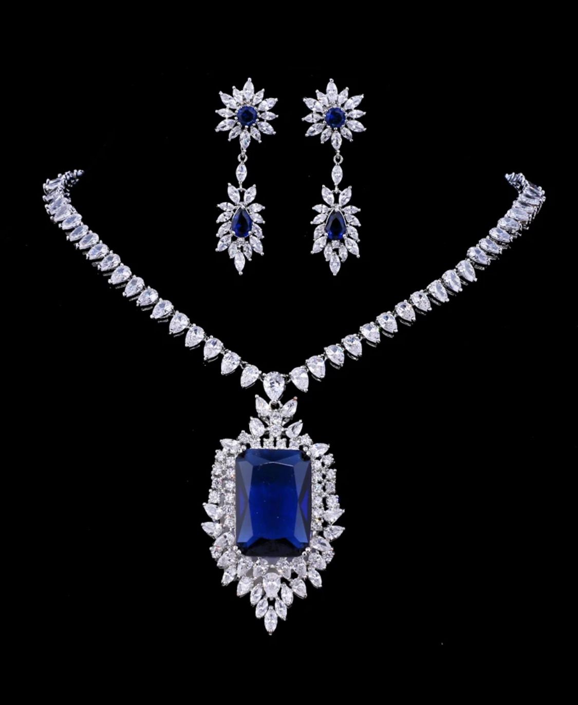 Austrian Sapphire blue Swarvoski Crystal Necklace With Earrings
