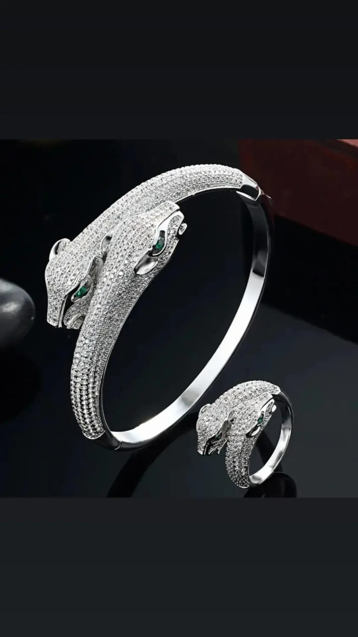 Panther Bracelet with Resizeable Ring