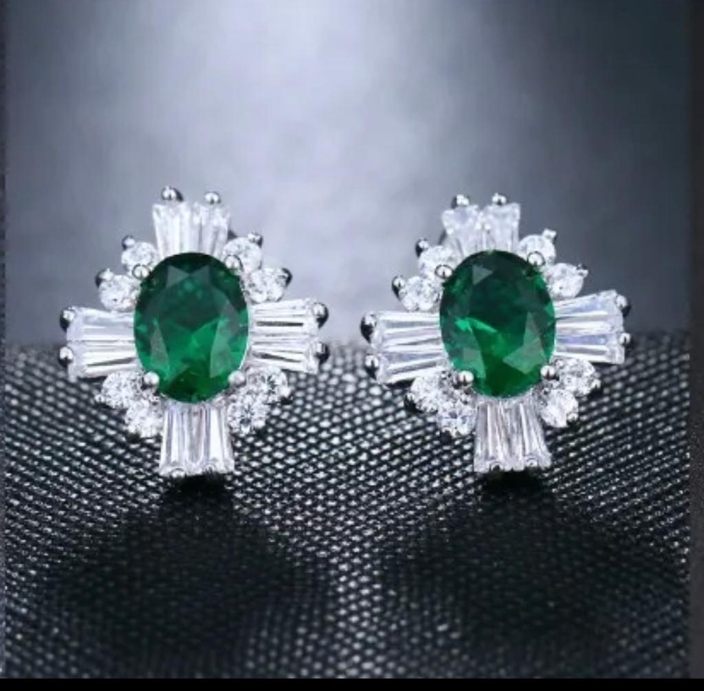 Fiona Emerald Earrings