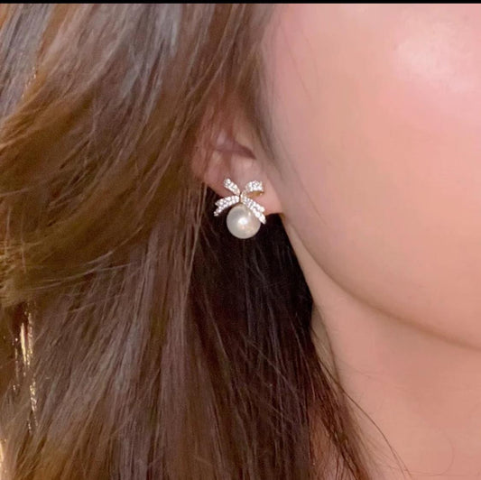 Austrian Pearl studs