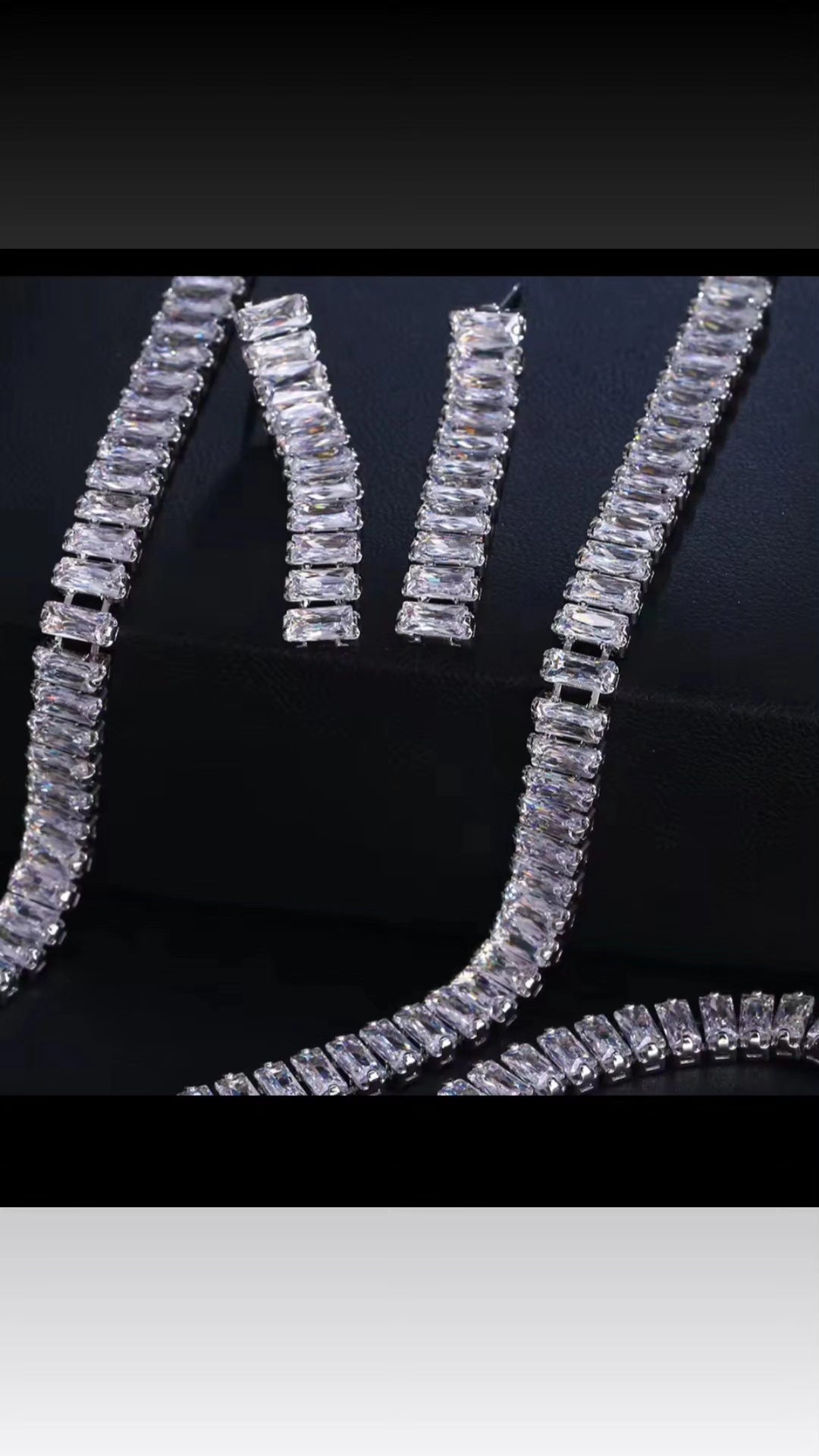 Swarvoski crystals necklace set