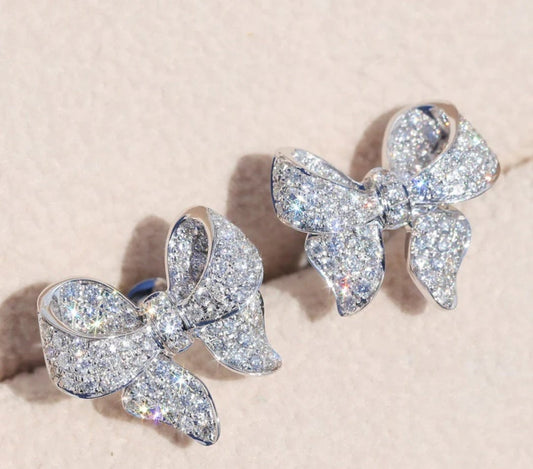 Sparkling Bow studs