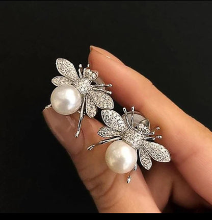 Simulated Pearl Bee Stud Earrings