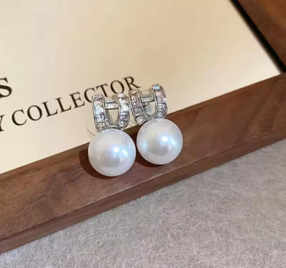 Pearl Studs Crystal