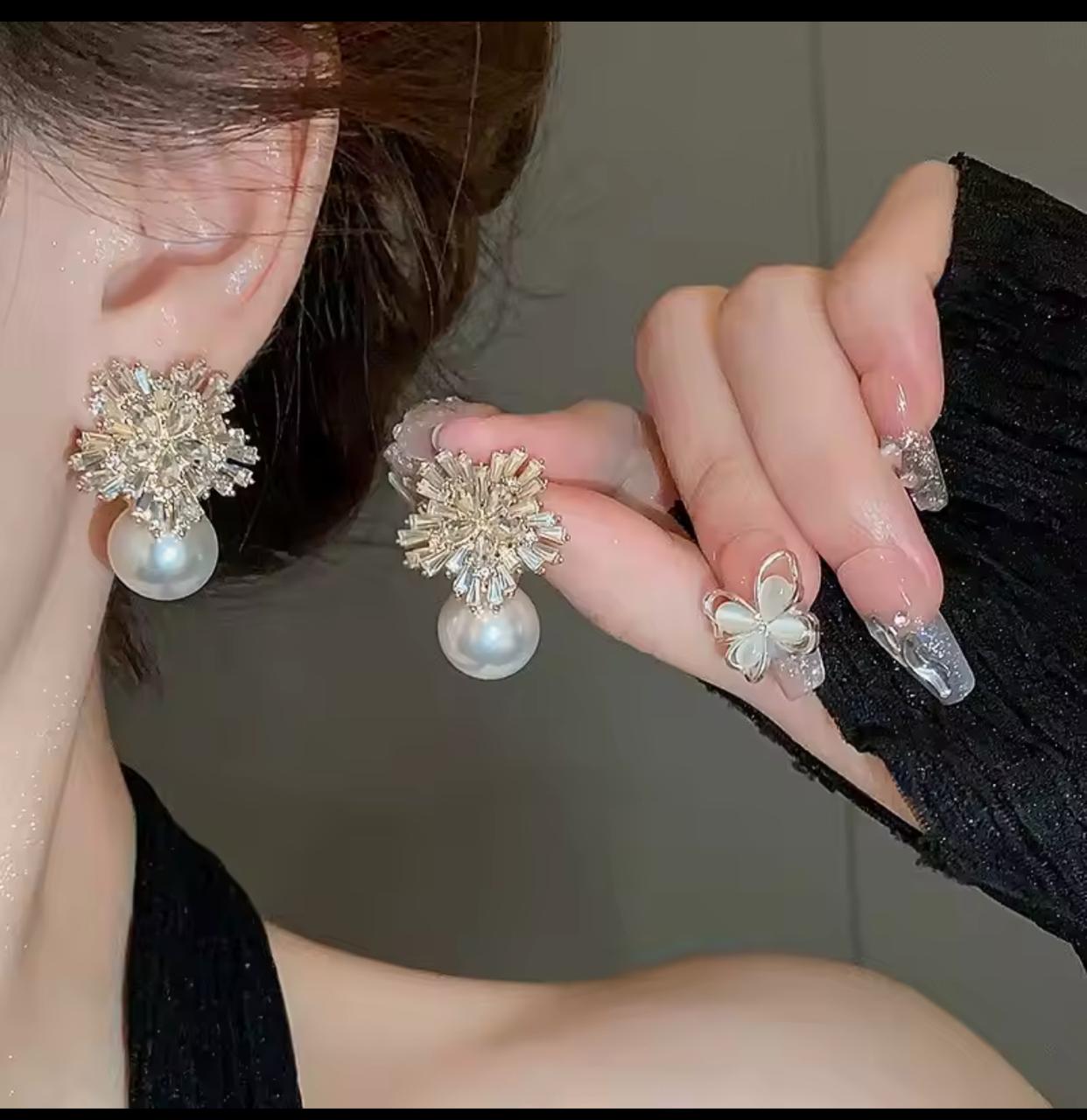 Pearl Drop Studs Gold