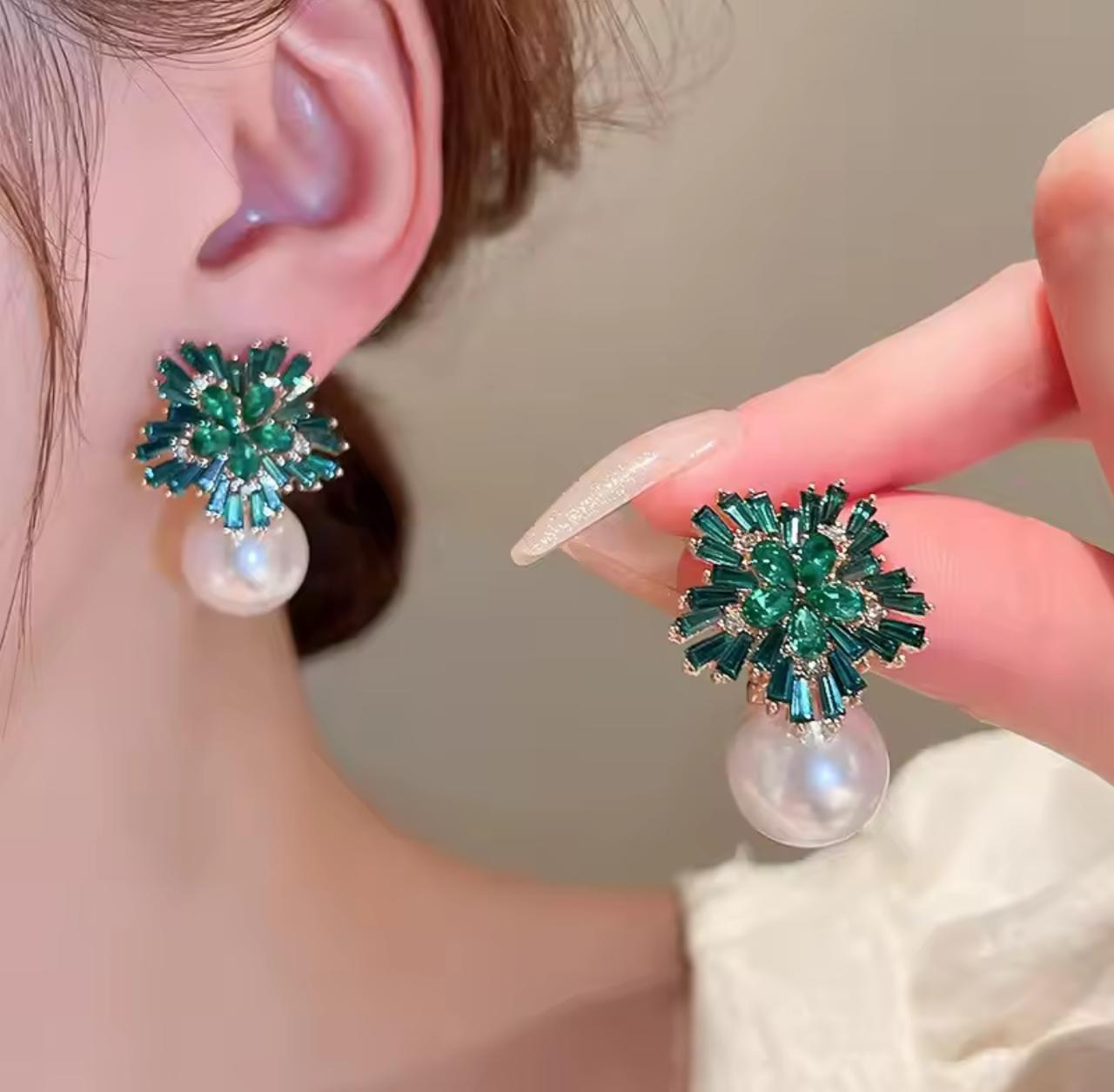 Pearl Drop Green Studs