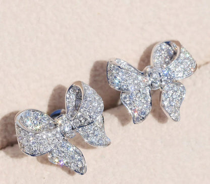 Sparkling Bow studs